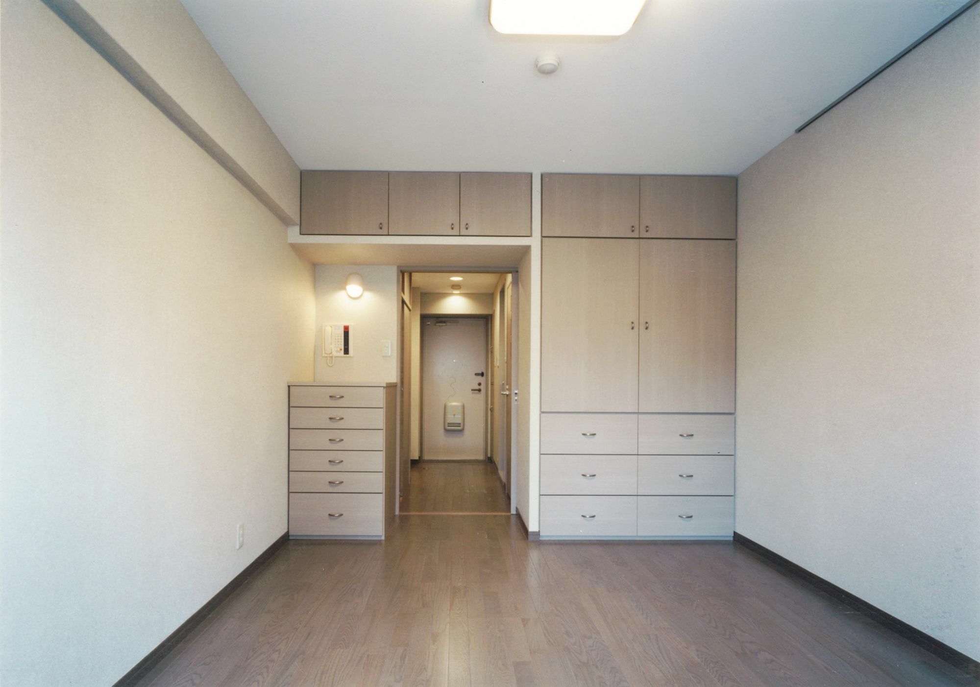 Rakuhaku Apartment *