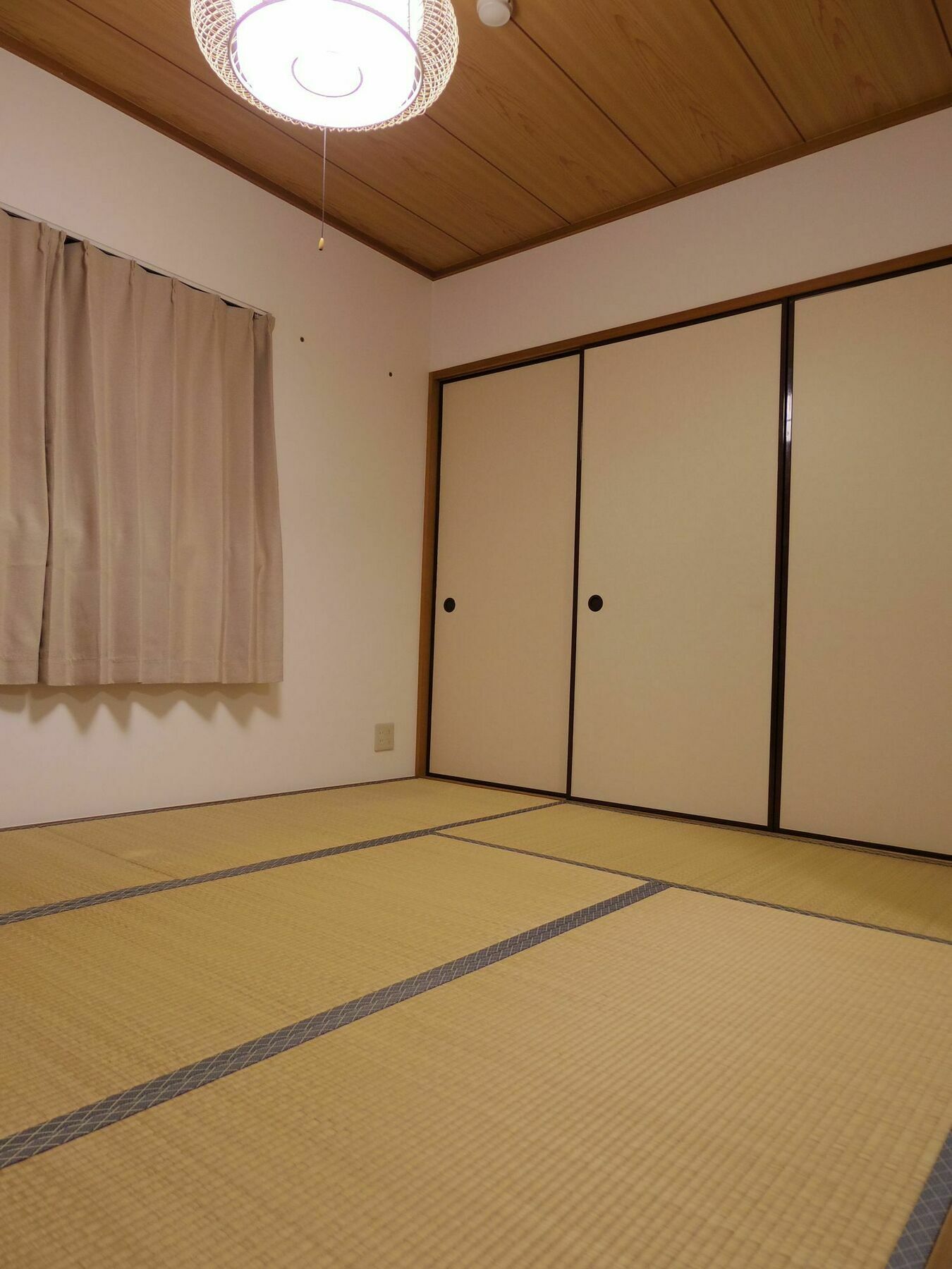 Rakuhaku Apartment *
